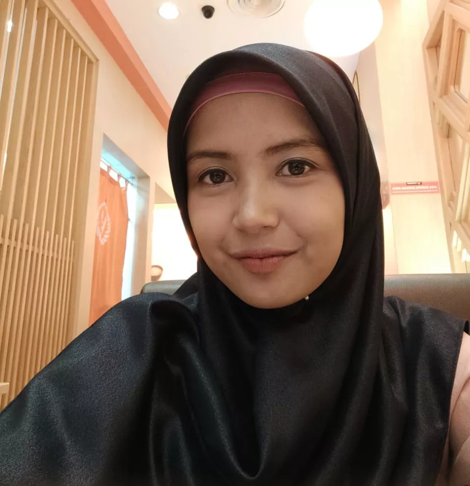 Aprinia Nurhayati, S.Gz, M.Si